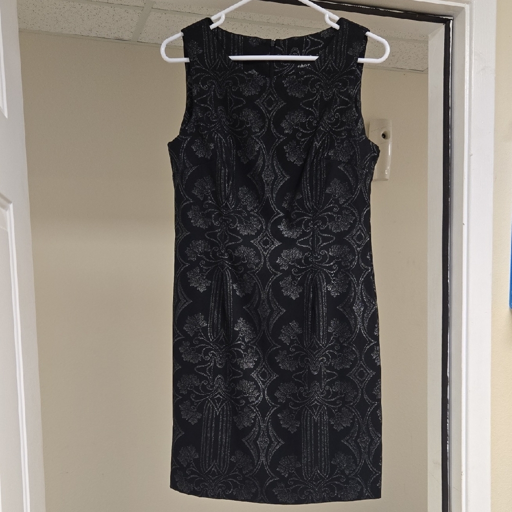 Chic Black and Silver Patterned Mini Dress
